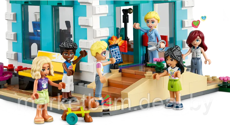 Конструктор LEGO Friends 41748, Общественный центр Хартлейк-Сити - фото 8 - id-p215710158