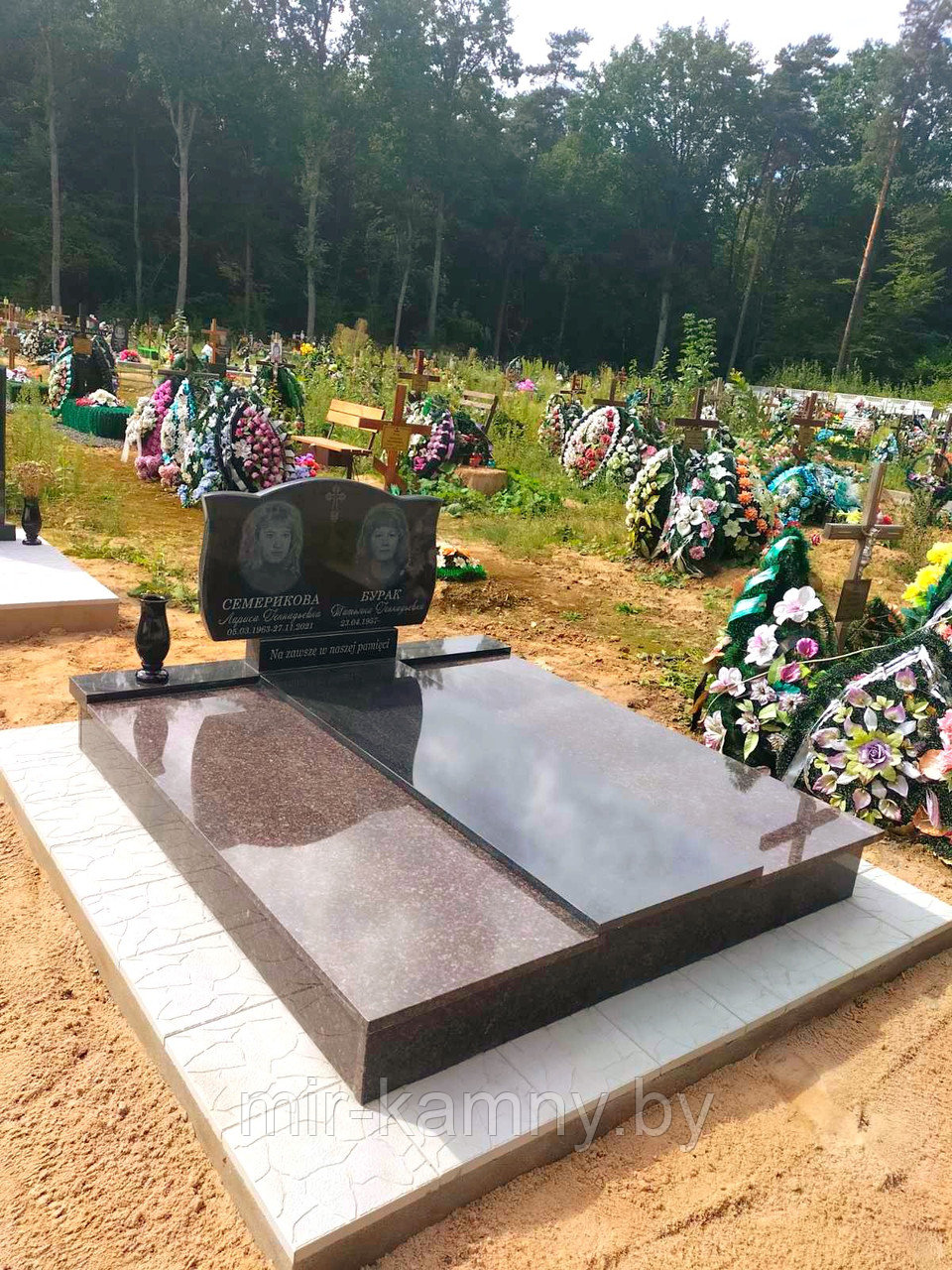БЛАГОУСТРОЙСТВО ДВОЙНОГО МЕСТА НА КЛАДБИЩЕ