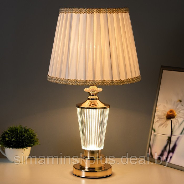 Лампа настольная с подсветкой "Эльза" 1x60Вт E27 золото 28х28х47 см - фото 2 - id-p215712643