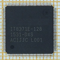 Мультиконтроллер ITE IT8371E-128 DXS