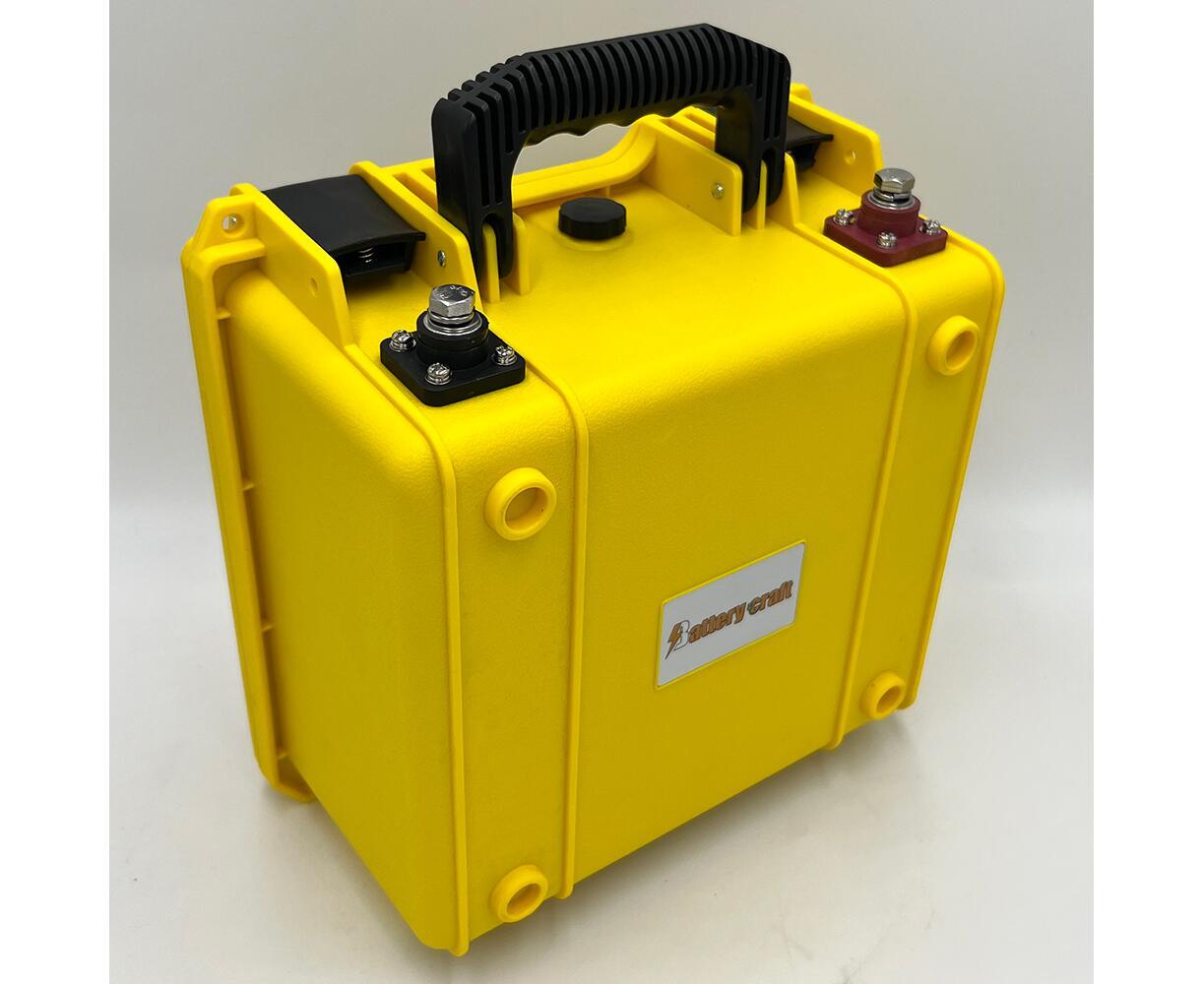 Аккумулятор BatteryCraft Lifepo4 12V 105Ah BMS 100 A c Bluetooth (желтый корпус) - фото 3 - id-p177361632