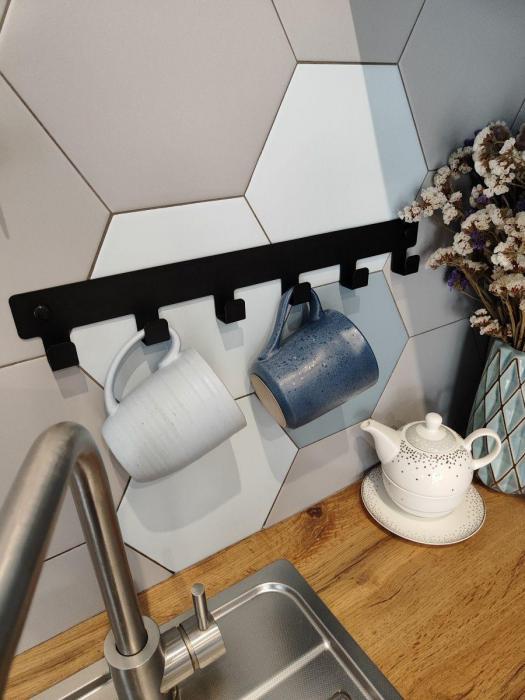 Вешалка для полотенец в ванную Полотенцедержатель на кухню Крючки для одежды в прихожую настенные черные - фото 8 - id-p215913043