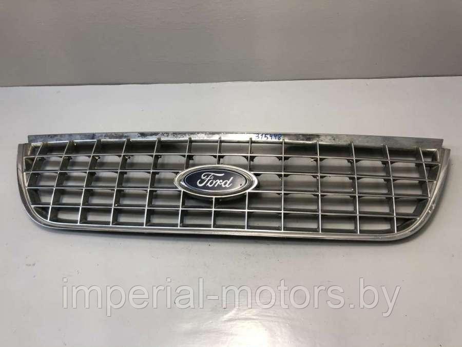 Решетка радиатора Ford Explorer 3 - фото 1 - id-p215966658