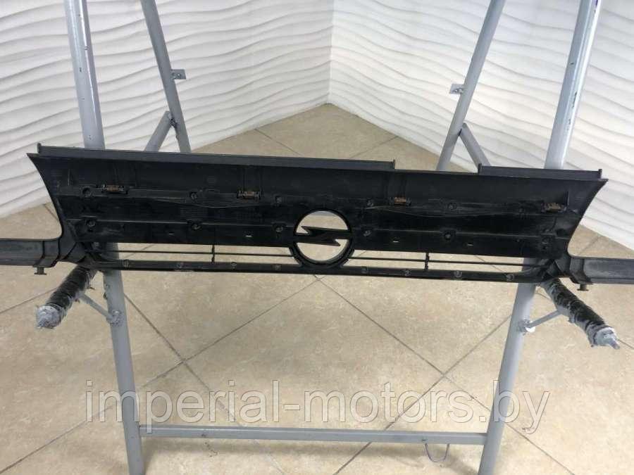 Решетка радиатора Opel Astra F - фото 5 - id-p215969890