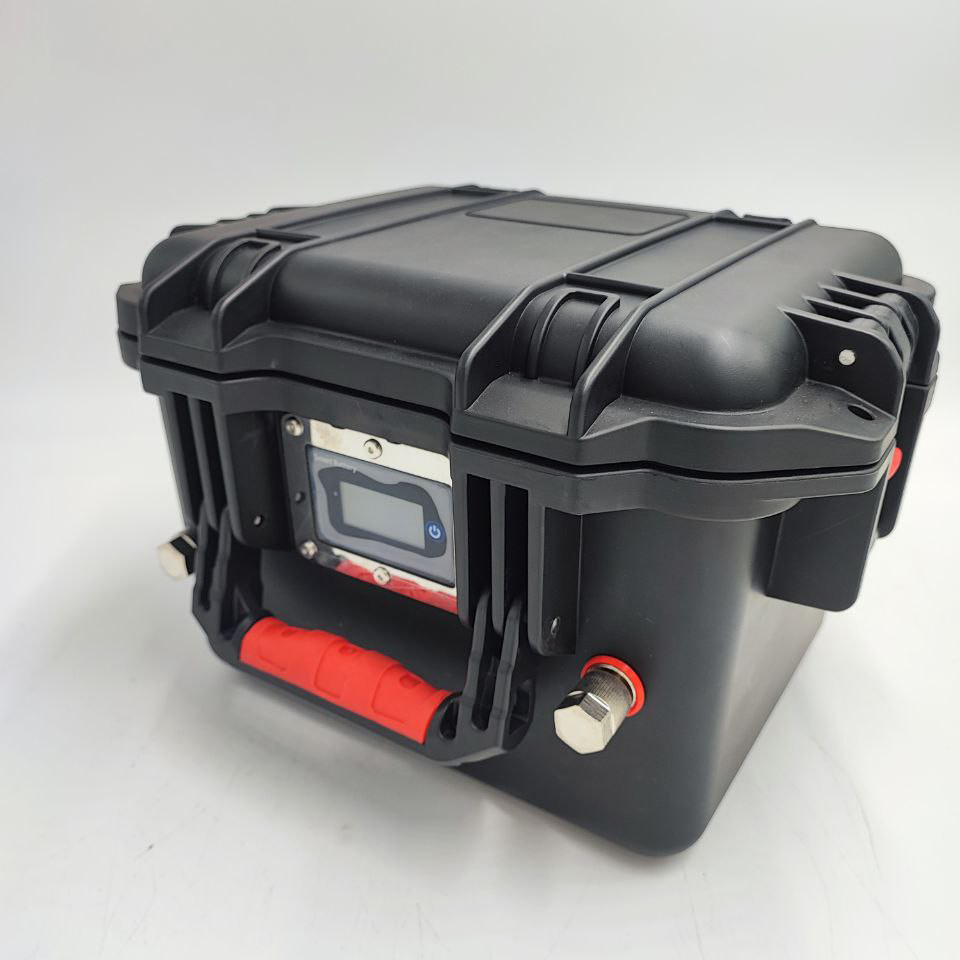Аккумулятор BatteryCraft Lifepo4 12V 150Ah BMS 100 A c Bluetooth (черный корпус) - фото 2 - id-p216010542