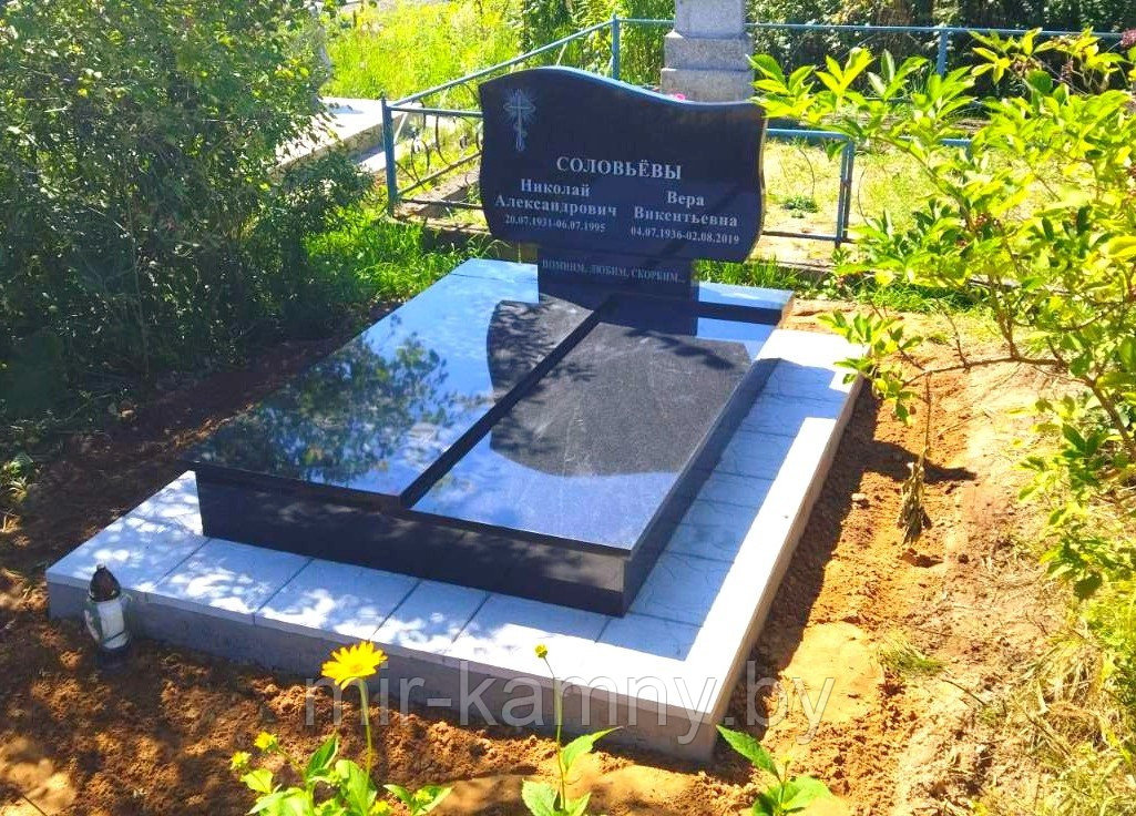 БЮДЖЕТНЫЙ ПАМЯТНИК НА ДВОЙНУЮ МОГИЛУ В ВОЛКОВЫСКЕ