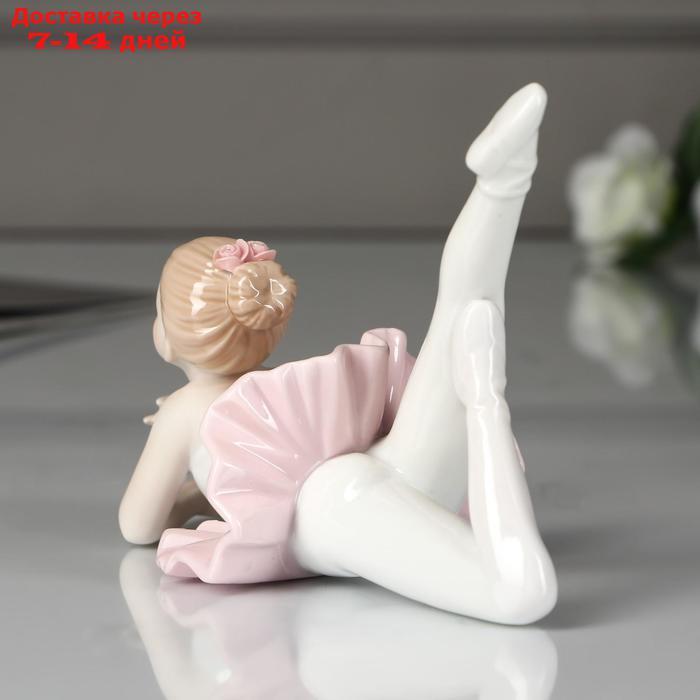 Сувенир керамика "Малышка-балерина в пачке с розовой юбкой, тянет ножку" 11х13,5х7,5 см - фото 4 - id-p215605997