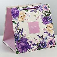 Подарочный пакет квадратный «Яркие цветы» 30 × 30 × 30 см
