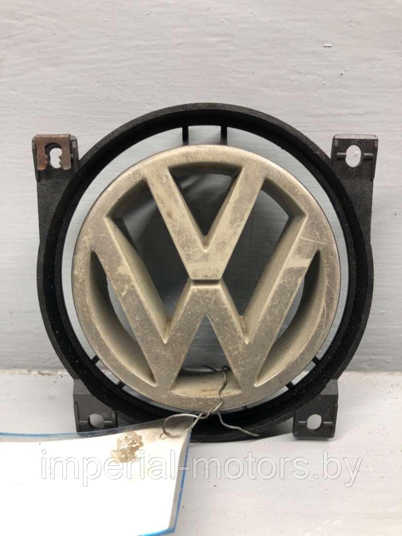 Эмблема Volkswagen Passat B3 - фото 1 - id-p216018869