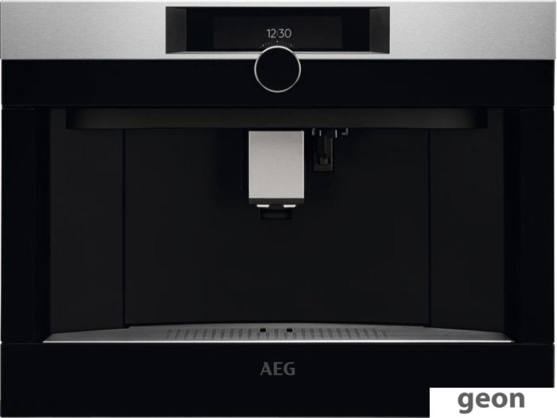 Эспрессо кофемашина AEG KKK994500M