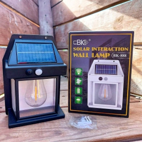 Светодиодный уличный светильник на солнечных батареях LED Solar interaction wall lamp BK-888 1W с датчиком - фото 1 - id-p216372967