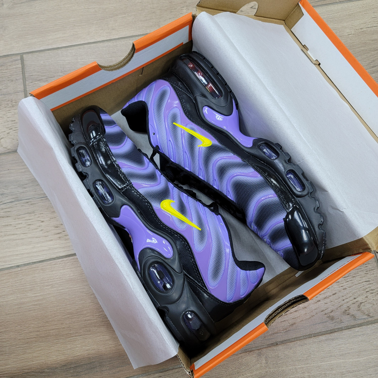 Кроссовки Supreme X Nike Air Max Plus TN Purple - фото 5 - id-p216320949