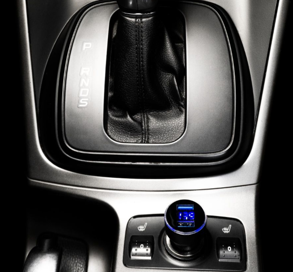 Автомобильное зарядное устройство в прикуриватель Car Charger USBPD, 3.0 LED- дисплей / зарядка двух - фото 6 - id-p216373547
