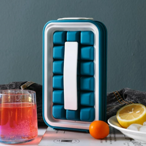 Форма для льда Ice Cube Tray / форма для охлаждения напитков / контейнер для льда и воды с ручками Изумрудная
