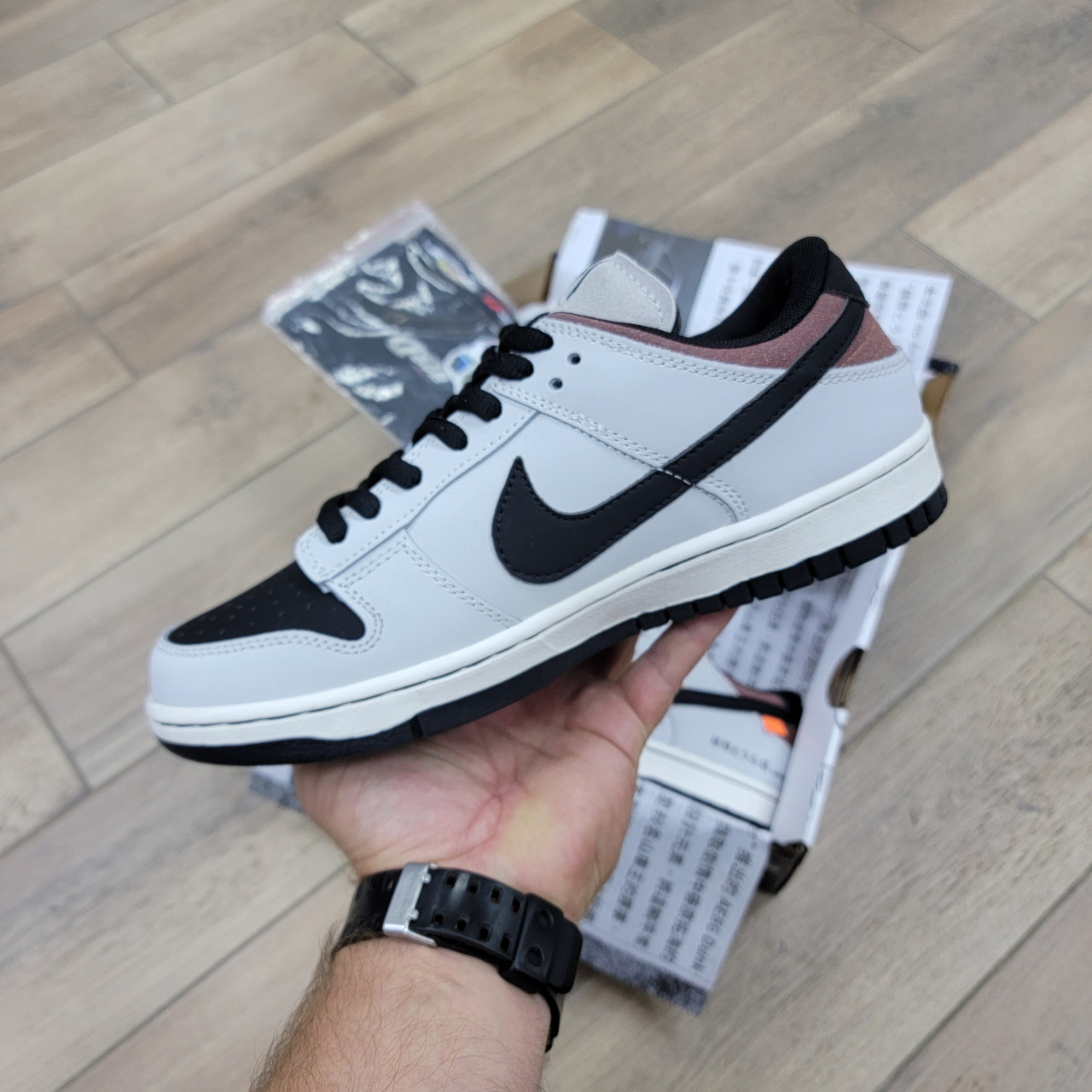 Кроссовки Nike SB Dunk Low Toyota AE86 - фото 2 - id-p213540973