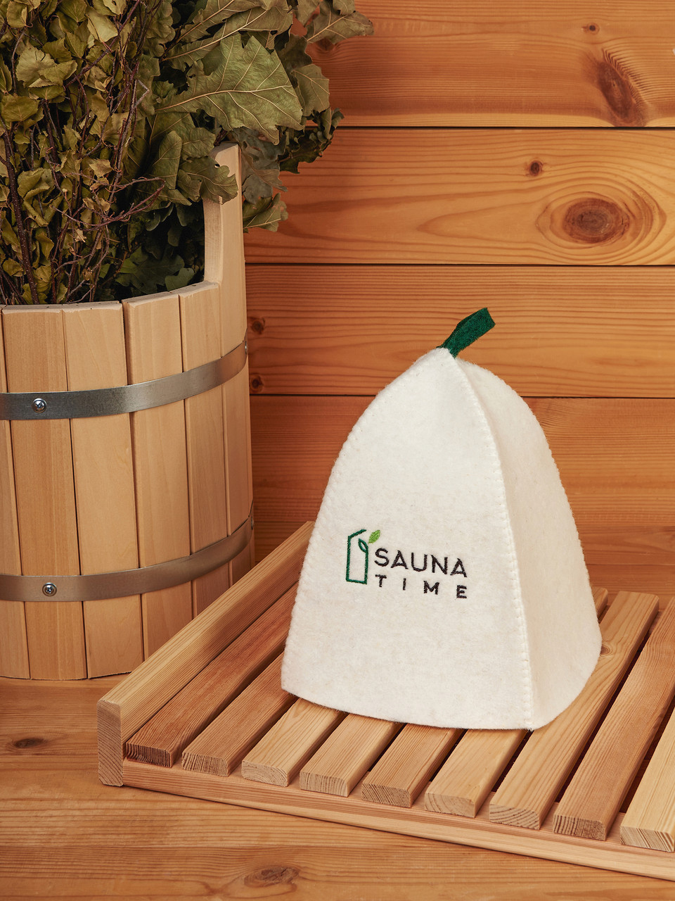 Шапка для бани и сауны из войлока с вышивкой "Sauna Time" - фото 1 - id-p216426196