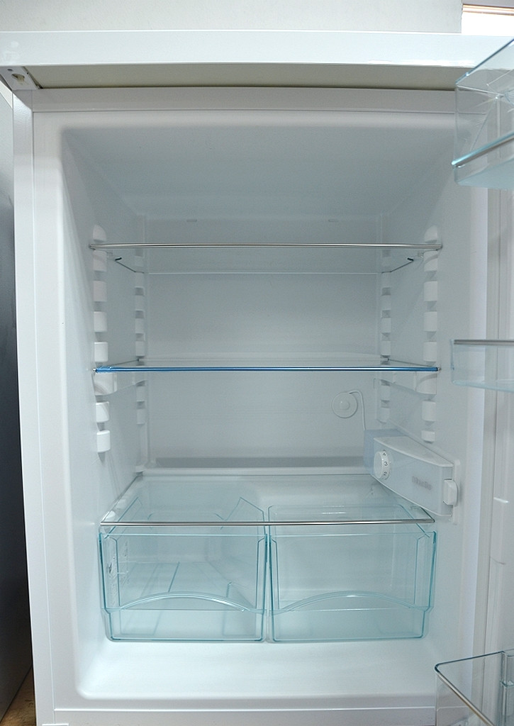Новый маленький холодильник MIELE K12023 пр-во Германия высота 0.85 метра гарантия 6 мес - фото 4 - id-p216505235