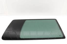 Стекло боковое VAG 7D0845332D