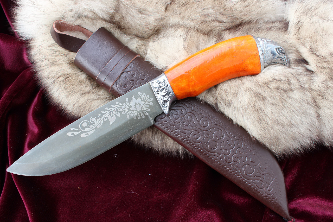 Охотничий нож Голова Зверя (Орел), деревянная лакированная ручка