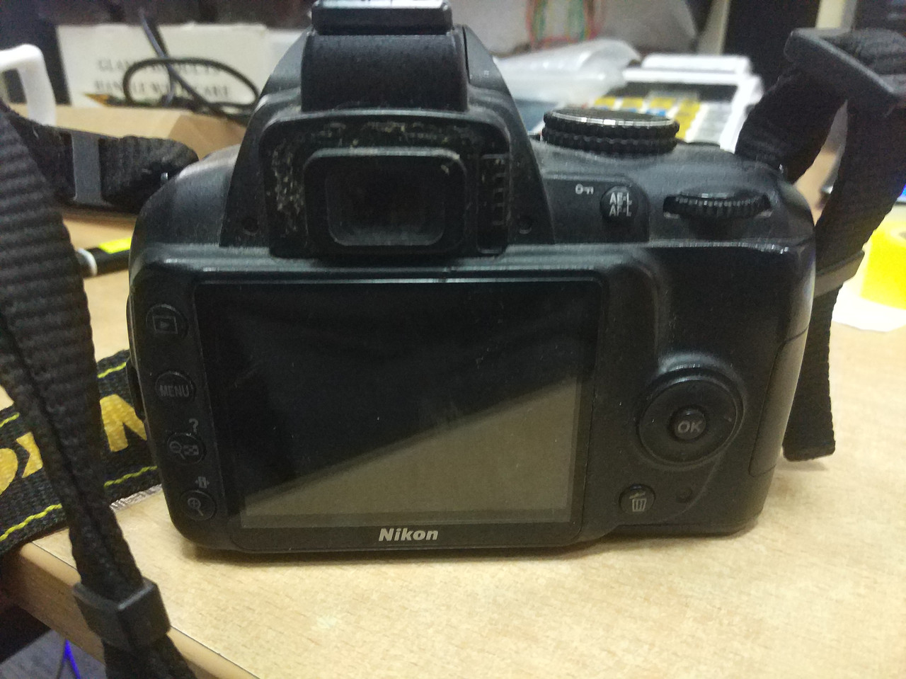 Зеркальный фотоаппарат Nikon D3000 Body(работоспособность неизвестна)(Б\У) - фото 3 - id-p216584152