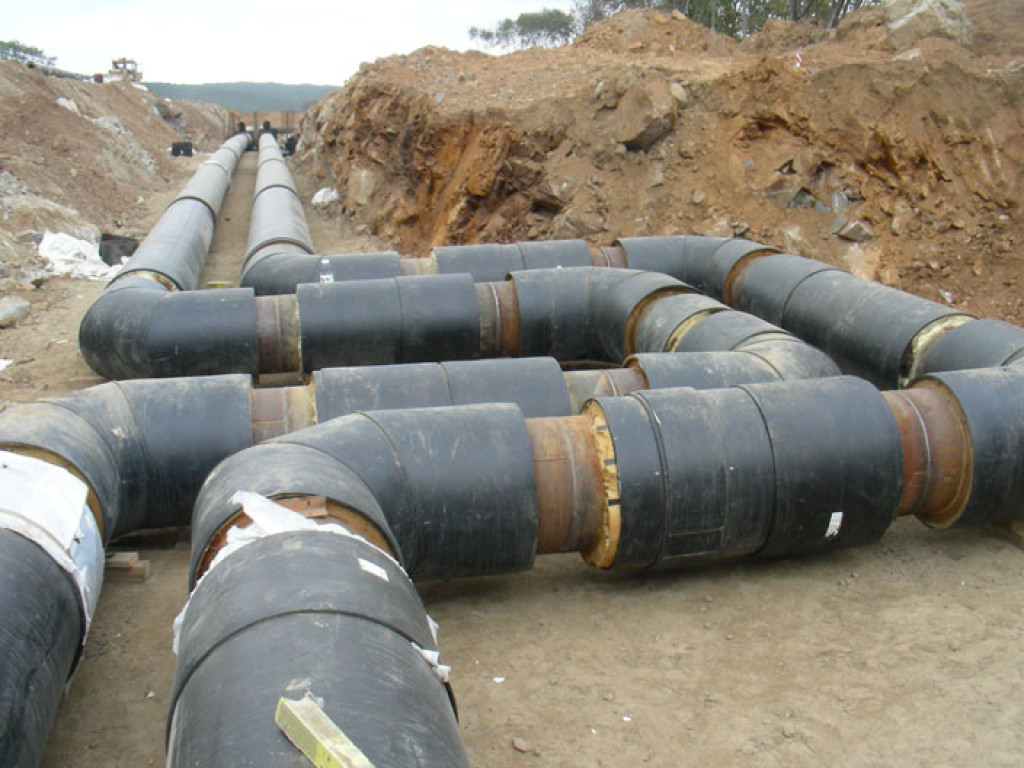 П образный компенсатор ппу. П образный компенсатор ппу. Узел внекамерной врезки теплосети. Труба ппу тепловой сети. Компенсаторы для трубопроводов 315.