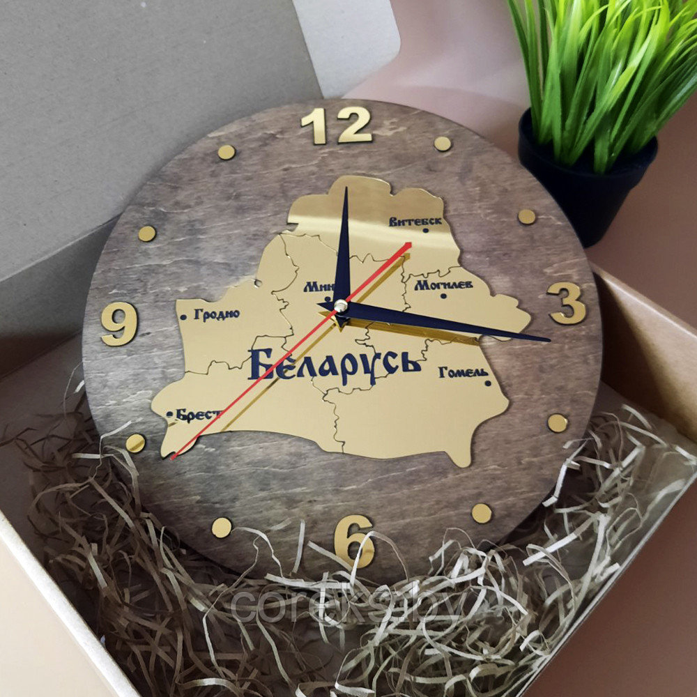 Деревянные часы "Беларусь" №3 (диаметр 28 см) - фото 1 - id-p216637074