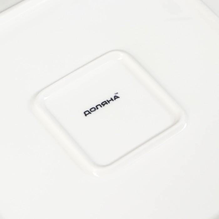 Тарелка фарфоровая квадратная Доляна «Сьюзен», d=26 см, цвет белый - фото 4 - id-p216707267