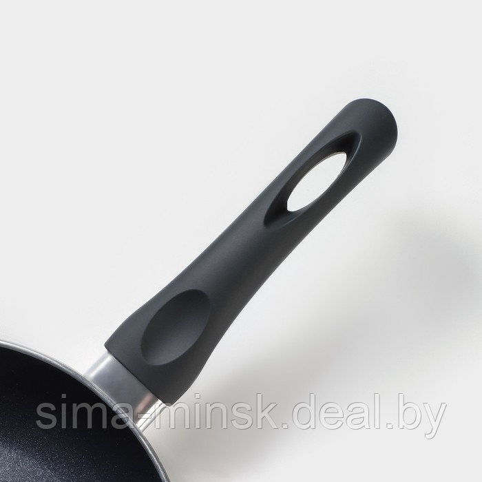 Сковорода Доляна Basic, d=20 см, пластиковая ручка, антипригарное покрытие, индукция, цвет чёрный - фото 3 - id-p216668841