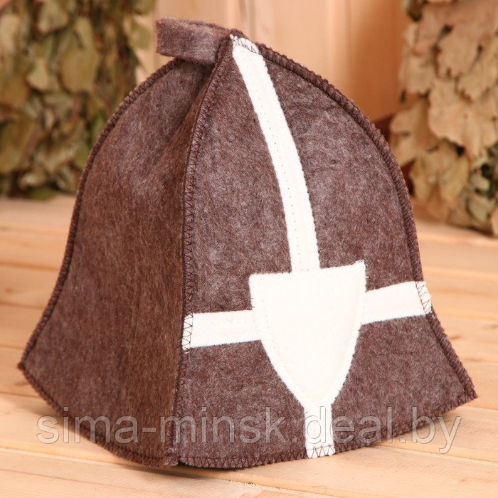Набор подарочный 4 предмета коричневый "Крестоносец" (шапка, коврик, рукавичка,тапочки) - фото 3 - id-p216683688