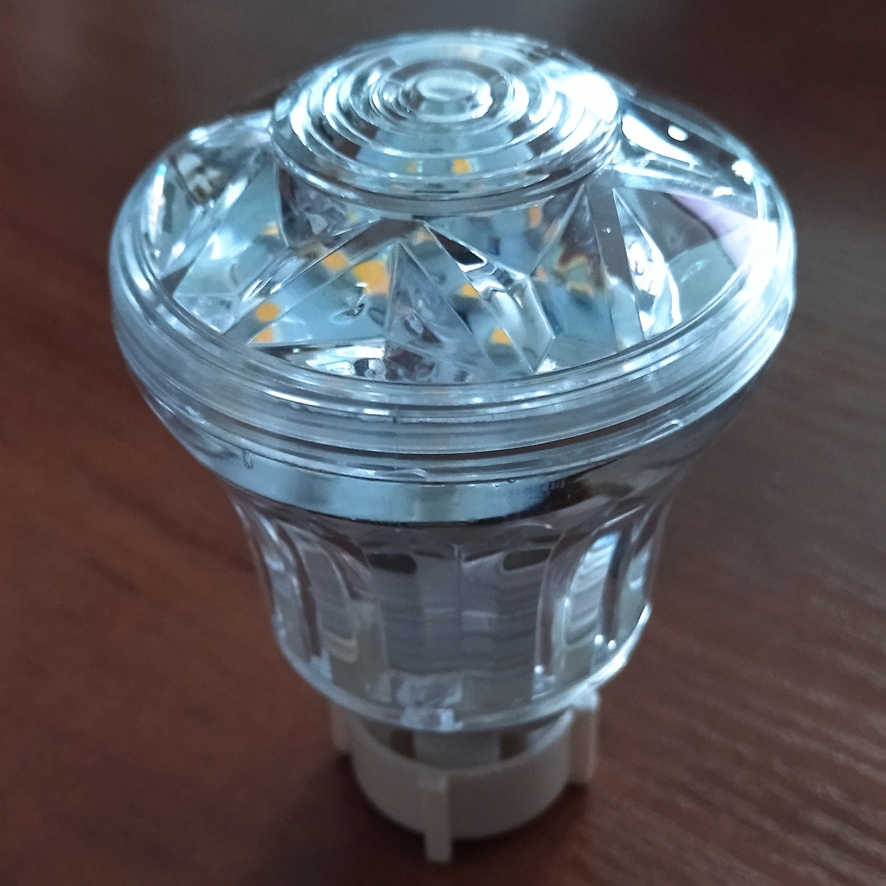Кабошоны, иллюминация для аттракционов, светодиодные LED лампы, светильники E14 купить в Минске (белый)