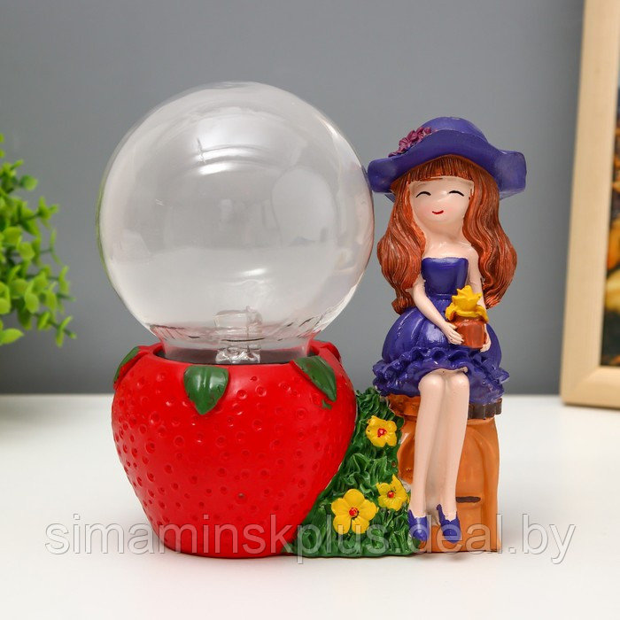 Плазменный шар "Девочка с клубничкой" 14х9х16 см - фото 2 - id-p199849004