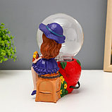 Плазменный шар "Девочка с клубничкой" 14х9х16 см, фото 4