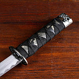 Сувенирное оружие «Катана на подставке», бежевые ножны под змеиную кожу, 47см, фото 4