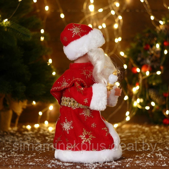 Дед Мороз "В красной шубе и шапке с жемчужинкой" 29 см, двигается - фото 2 - id-p213949551