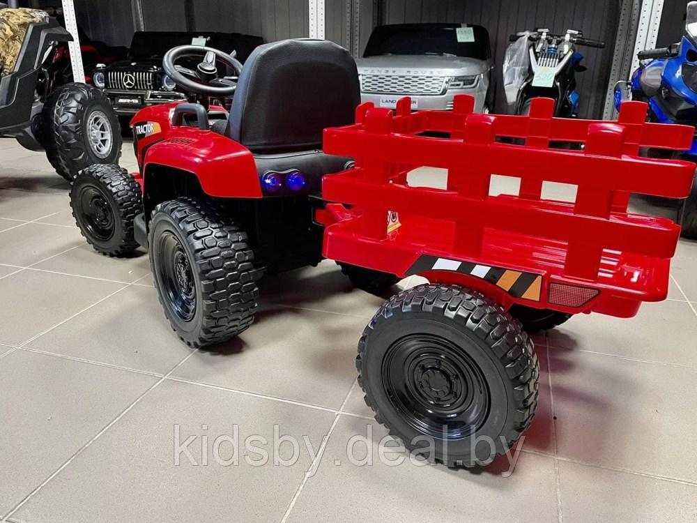 Детский электромобиль RiverToys H888HH (красный) трактор с прицепом и пультом - фото 4 - id-p168620898