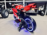 Детский электромобиль, мотоцикл RiverToys A001AA (красный) Ducati, фото 4