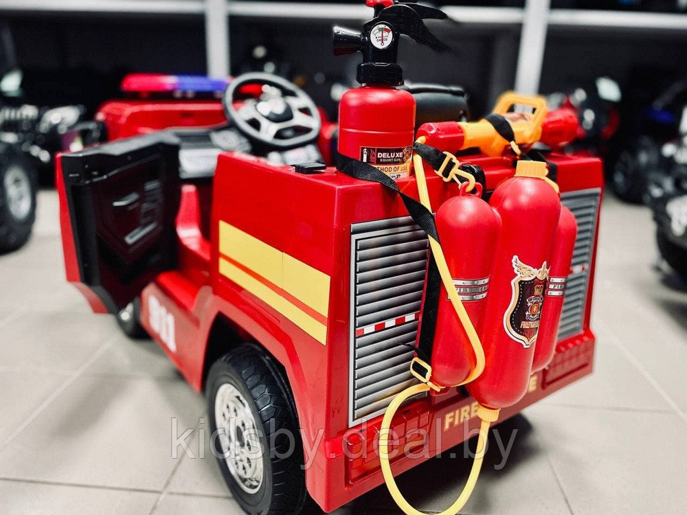Детский электромобиль RiverToys A222AA Пожарная машина (красный) - фото 5 - id-p25384116