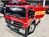 Детский электромобиль RiverToys A222AA Пожарная машина (красный), фото 6