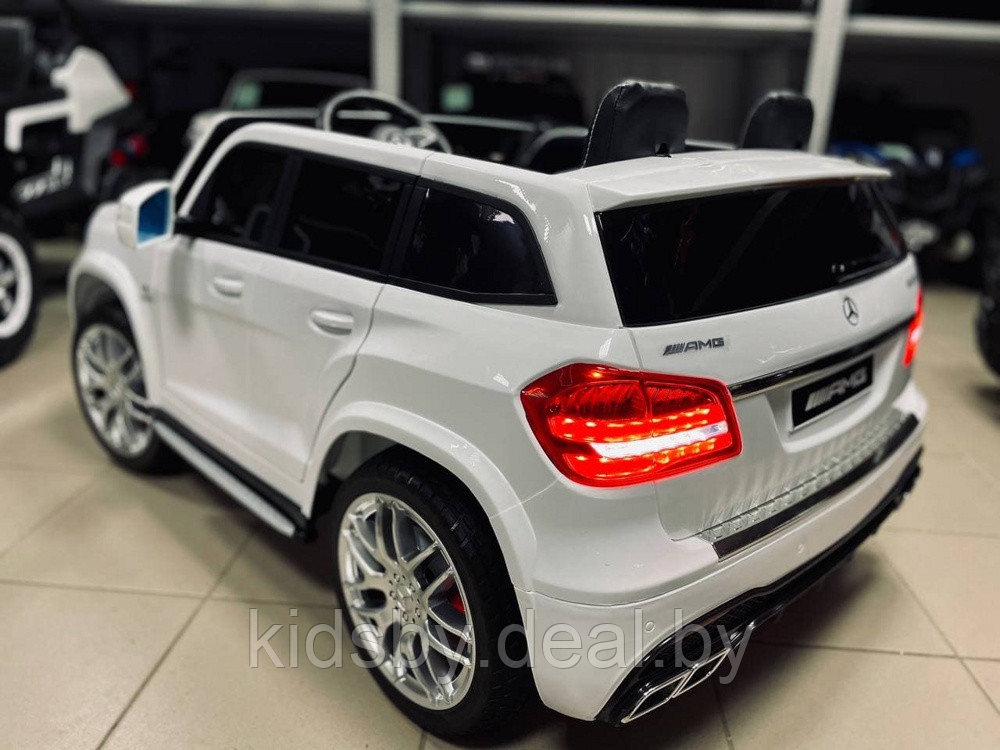 Детский электромобиль RiverToys Mercedes-Benz GLS63 4WD (белый) лицензия - фото 2 - id-p25560609