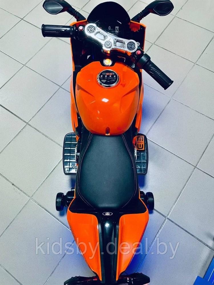 Детский электромобиль, мотоцикл RiverToys A001AA (оранжевый) Ducati - фото 2 - id-p26159472