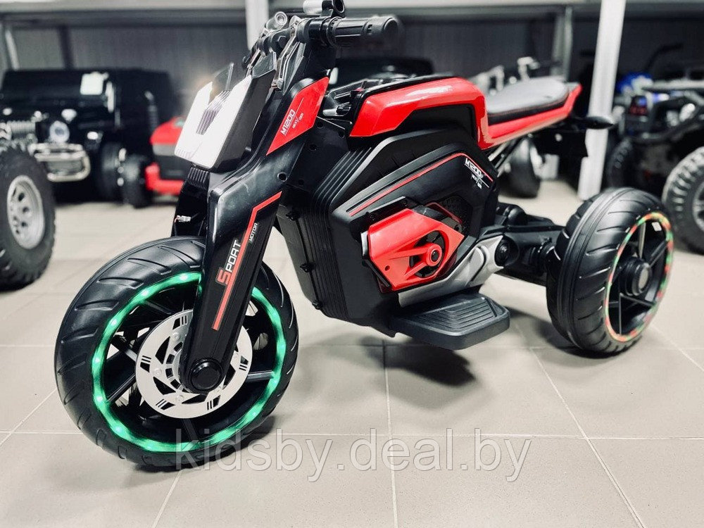 Детский электромобиль, мотоцикл RiverToys X222XX (красный) - фото 2 - id-p134077279