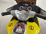 Детский электромотоцикл RiverToys H222HH (желтый) BMW двухместный, фото 2