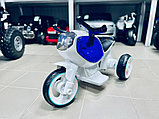 Детский электромобиль, мотоцикл RiverToys HC-1388 (белый), фото 2