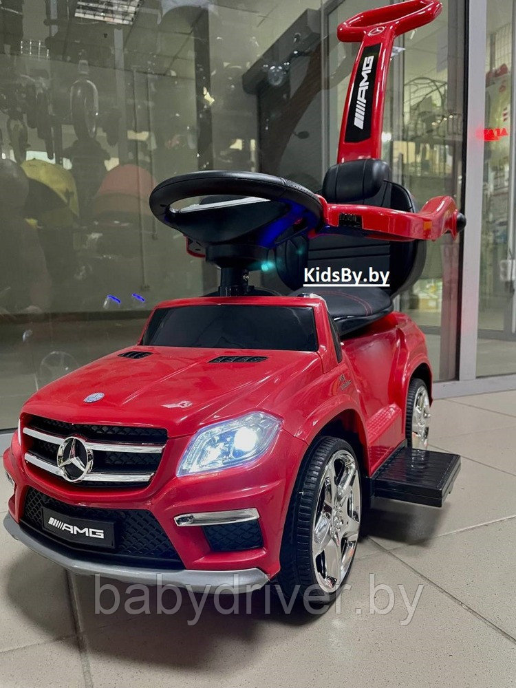 Детская машинка Каталка, толокар RiverToys Mercedes-Benz GL63 A888AA-M (красный) Лицензия