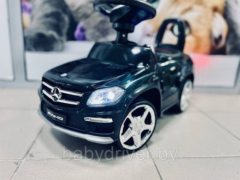 Детская машинка-каталка, толокар RiverToys Mercedes-Benz GL63 A888AA (черный) Лицензия - фото 1 - id-p56398103