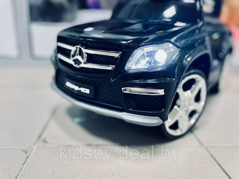 Детская машинка-каталка, толокар RiverToys Mercedes-Benz GL63 A888AA (черный) Лицензия - фото 6 - id-p56398103