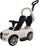 Детская машинка-каталка, толокар RiverToys Audi JY-Z06A (белый) c ручкой-управляшкой, фото 4