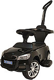 Детская машинка-каталка, толокар RiverToys Audi JY-Z06A (черный) c ручкой-управляшкой, фото 2