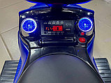 Детская машинка Каталка-качалка, толокар на аккумуляторе RiverToys Mercedes-Benz GL63 A888AA-H (синий/черный), фото 4