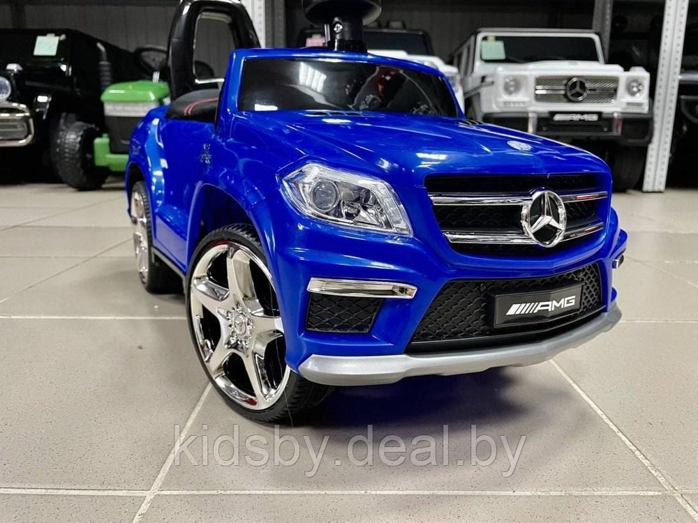 Детская машинка Каталка RiverToys Mercedes-Benz GL63 A888AA (синий/черный) лицензия